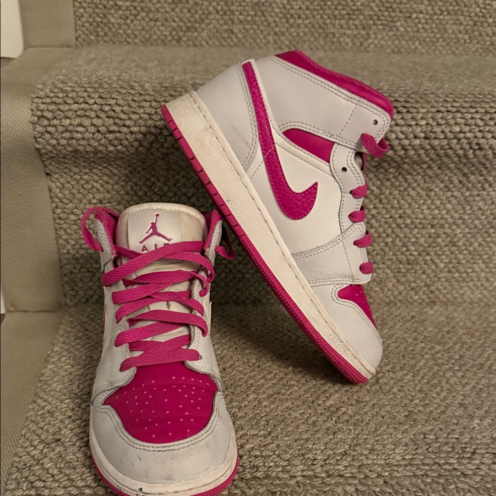 Nike Air Jordan 1 Mid